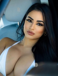 hot Escort in Rajouri garden 